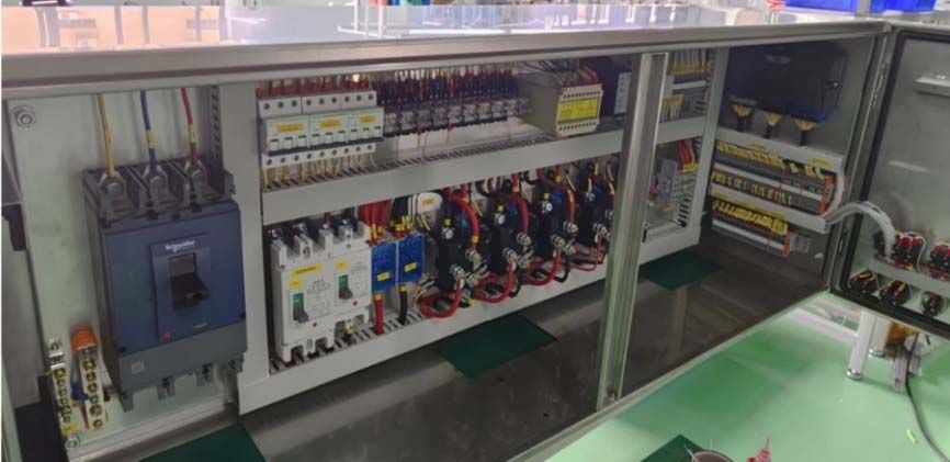 电控箱